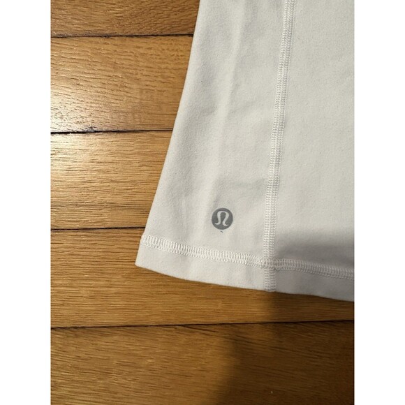 Lululemon Size 6 Deep Breath Tank Top White - Picture 4 of 5
